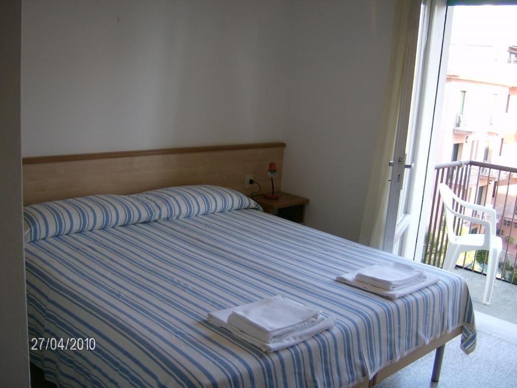 לידו די ג'סולו Hotel Britannia חדר תמונה