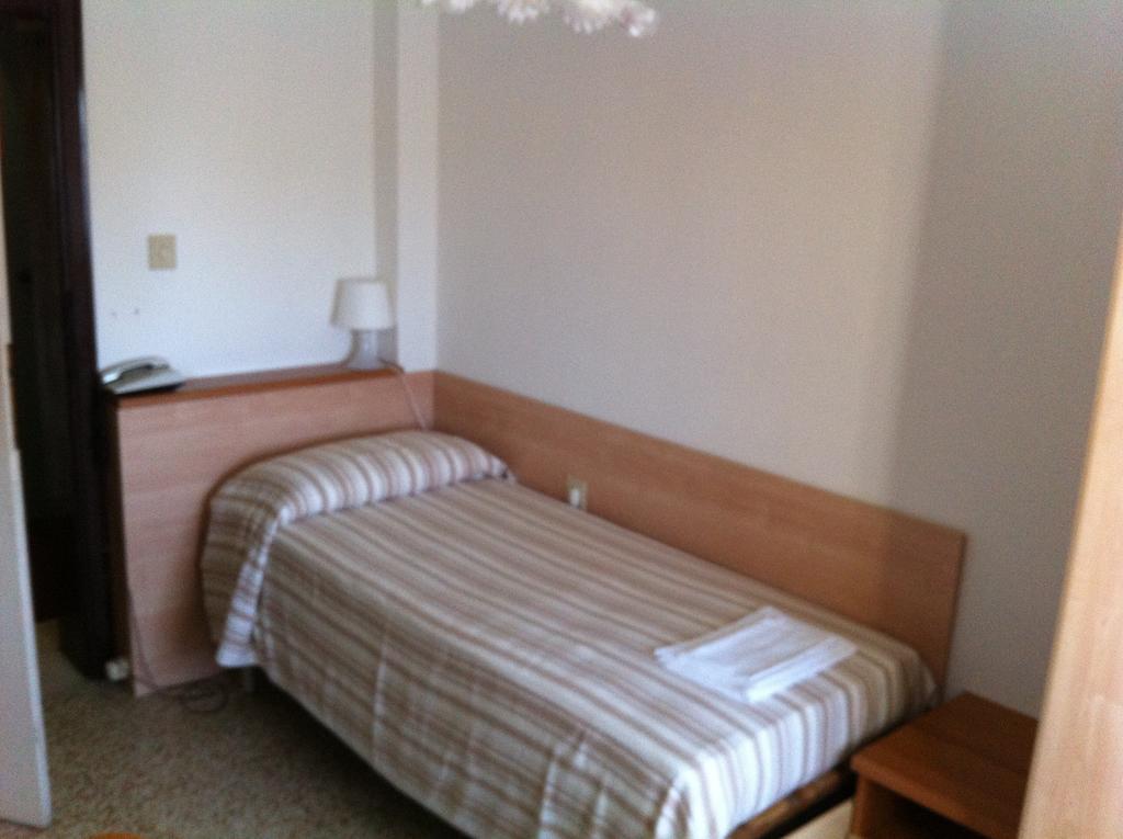 לידו די ג'סולו Hotel Britannia חדר תמונה